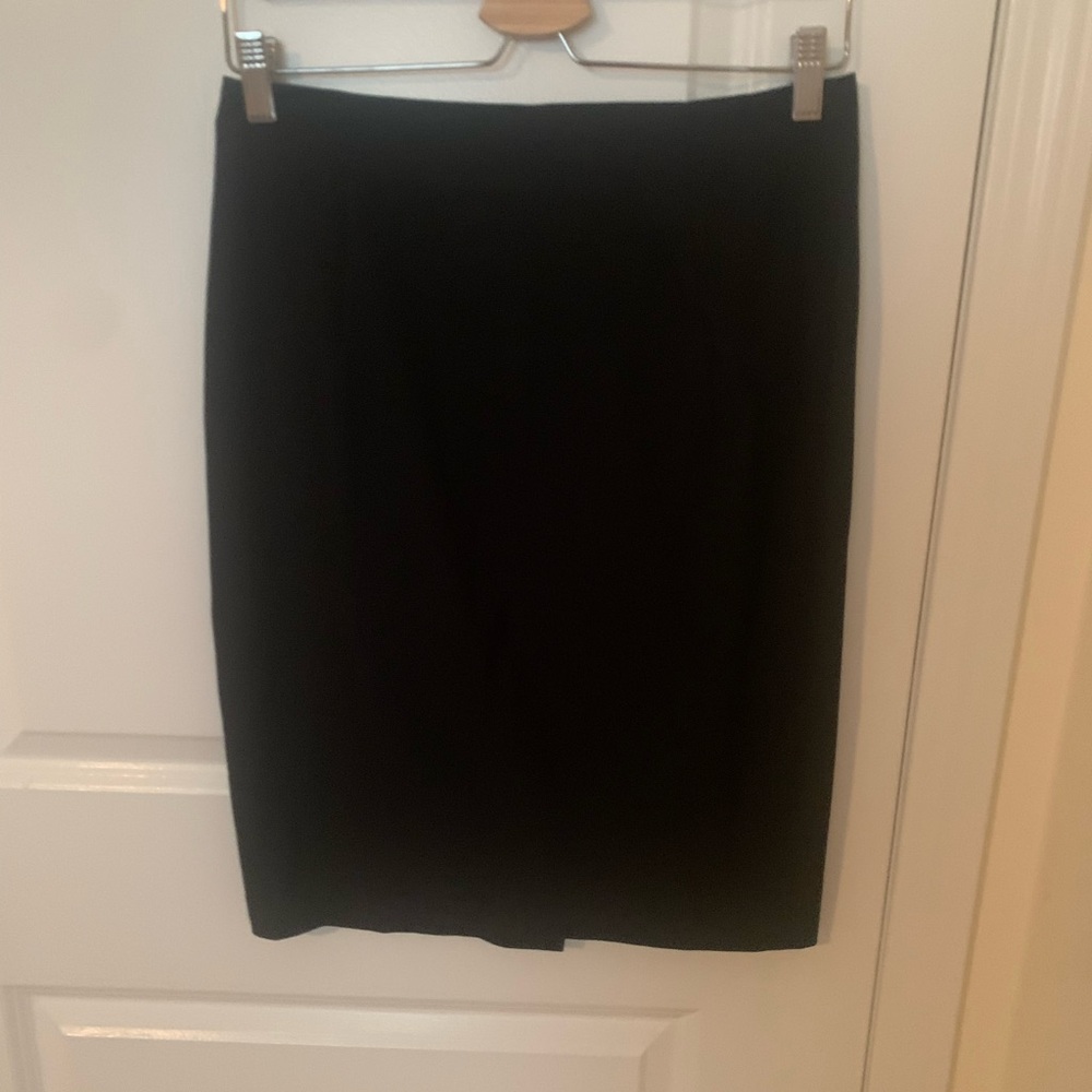 Zara Elegant Black Pencil Skirt